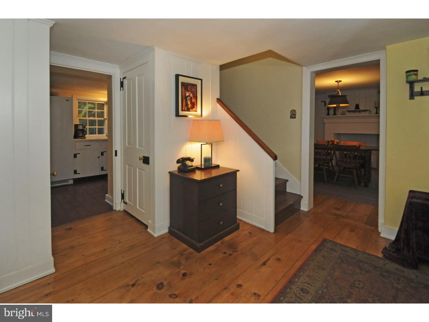 7708 Oak Lane Road Cheltenham, PA 19012 - Photo 10 of 32 Foyer