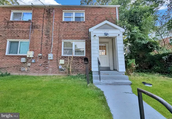$350,000 | 5540 60th Avenue, Riverdale, MD 20737
