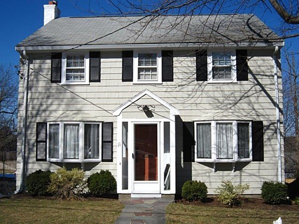 11 Florence Road Waltham, MA 02453 - Photo 2 of 27 Gallery Image 2