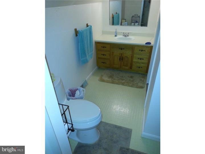 1993 Chance Road Clayton, DE 19938 - Photo 17 of 25 Bathroom