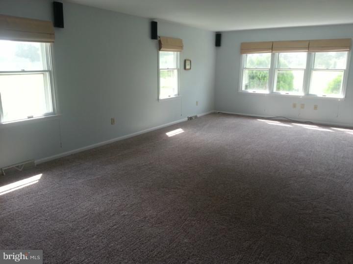 1993 Chance Road Clayton, DE 19938 - Photo 7 of 25 Family Room
