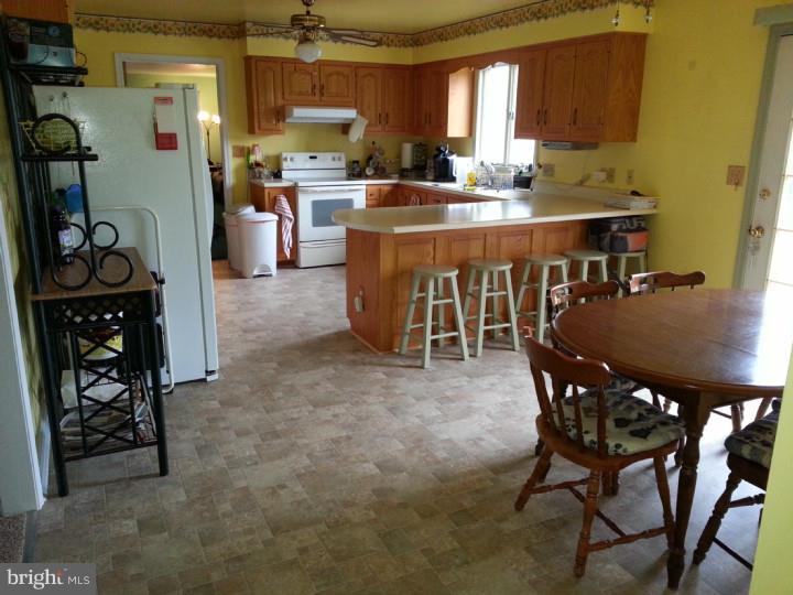 1993 Chance Road Clayton, DE 19938 - Photo 9 of 25 Kitchen