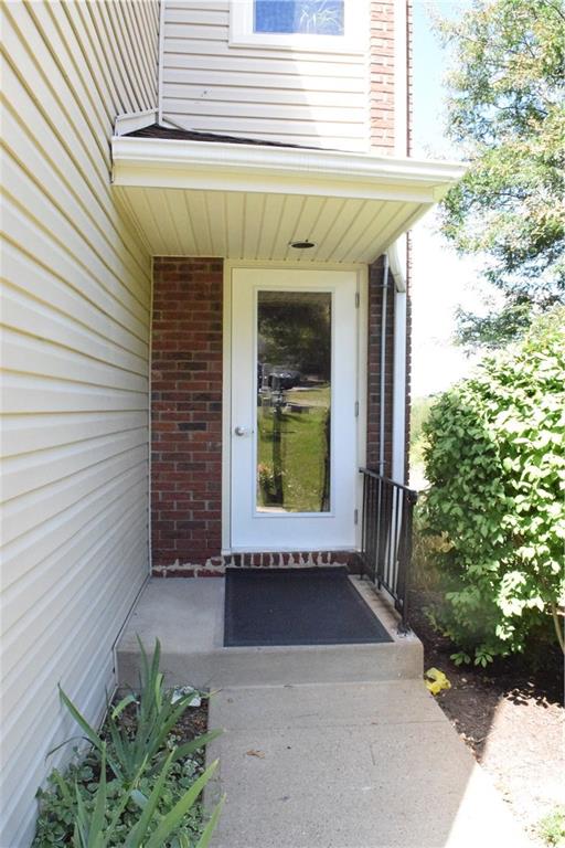 2002 Kenzie Road Pittsburgh, PA 15205 - Photo 2 of 24 Gallery Image 2