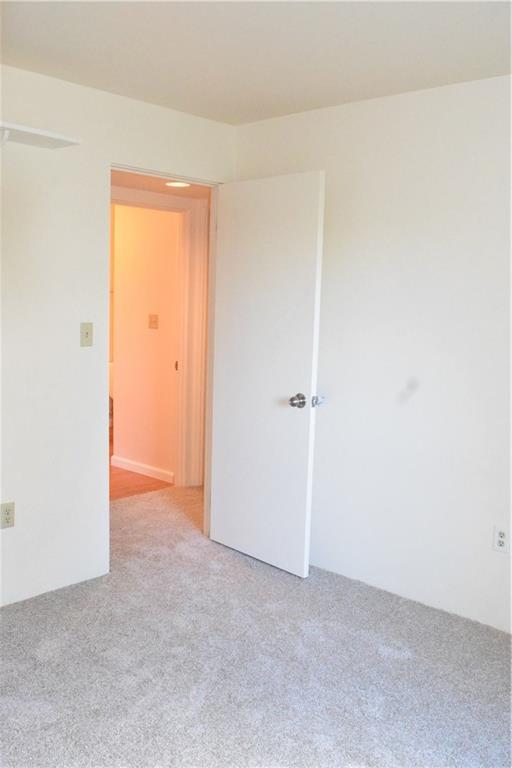 2002 Kenzie Road Pittsburgh, PA 15205 - Photo 16 of 24 Gallery Image 16