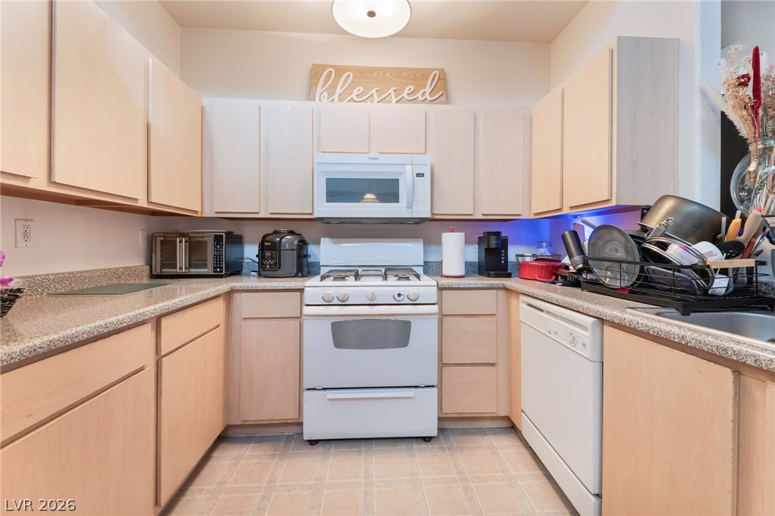 4915 East Russell Road Las Vegas, NV 89120 - Photo 16 of 62