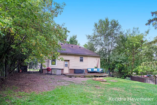 $199,900 | 69 Grove Street, Sparta, MI 49345