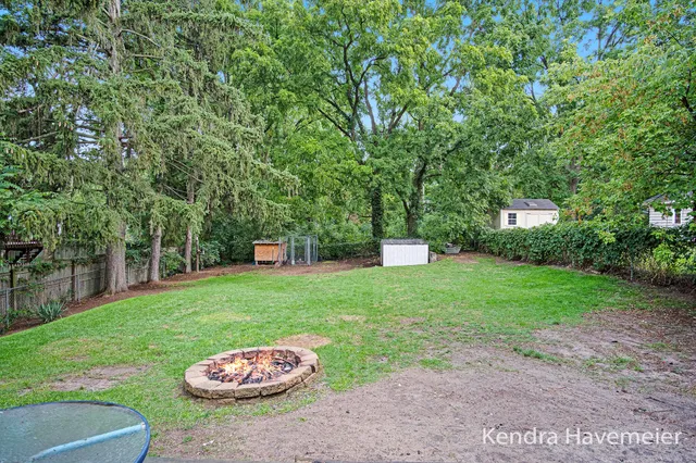 $199,900 | 69 Grove Street, Sparta, MI 49345