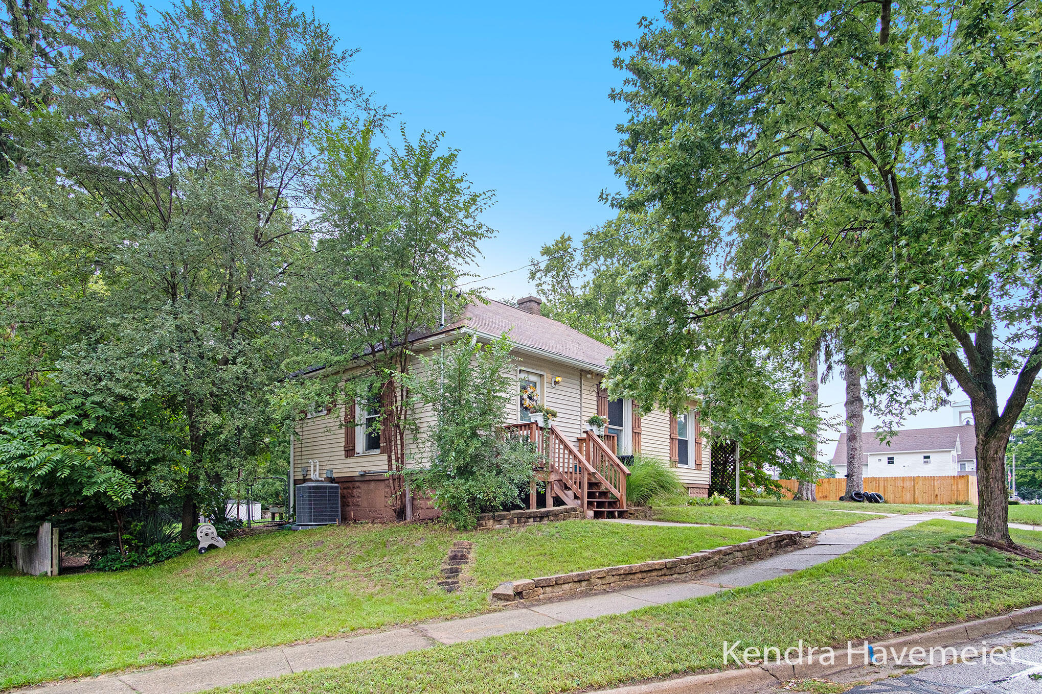 69 Grove Street Sparta, MI 49345 - Photo 3 of 25 DSCF9666