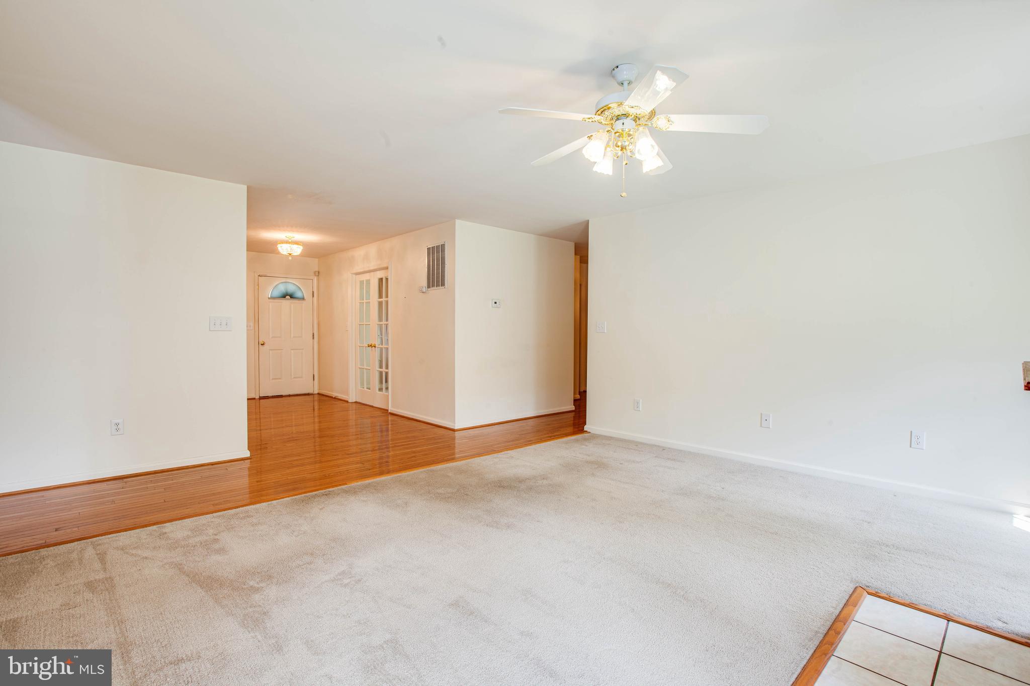 750 Poplar Road Stafford, VA 22556 - Photo 17 of 60 Living Room