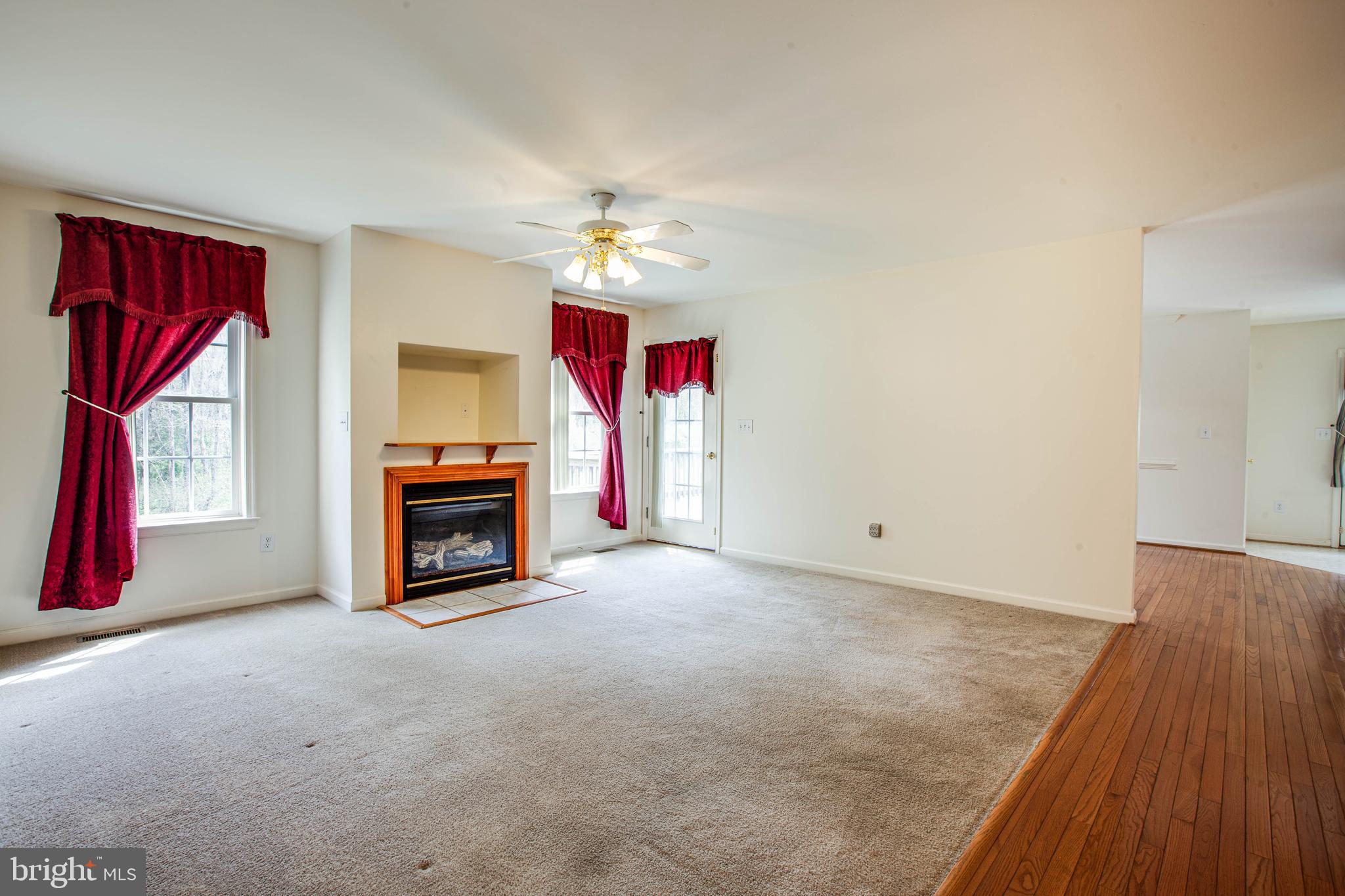 750 Poplar Road Stafford, VA 22556 - Photo 4 of 60 Living Room with Deck Access