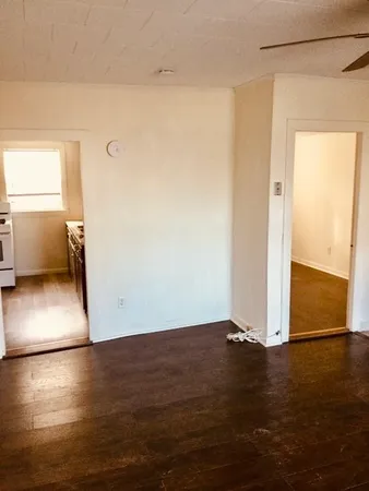 $1,100 | 245 County Street, Unit 8, Fall River, MA 02723