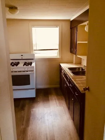 $1,100 | 245 County Street, Unit 8, Fall River, MA 02723