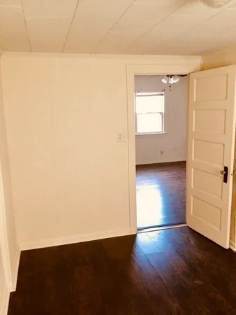 $1,100 | 245 County Street, Unit 8, Fall River, MA 02723