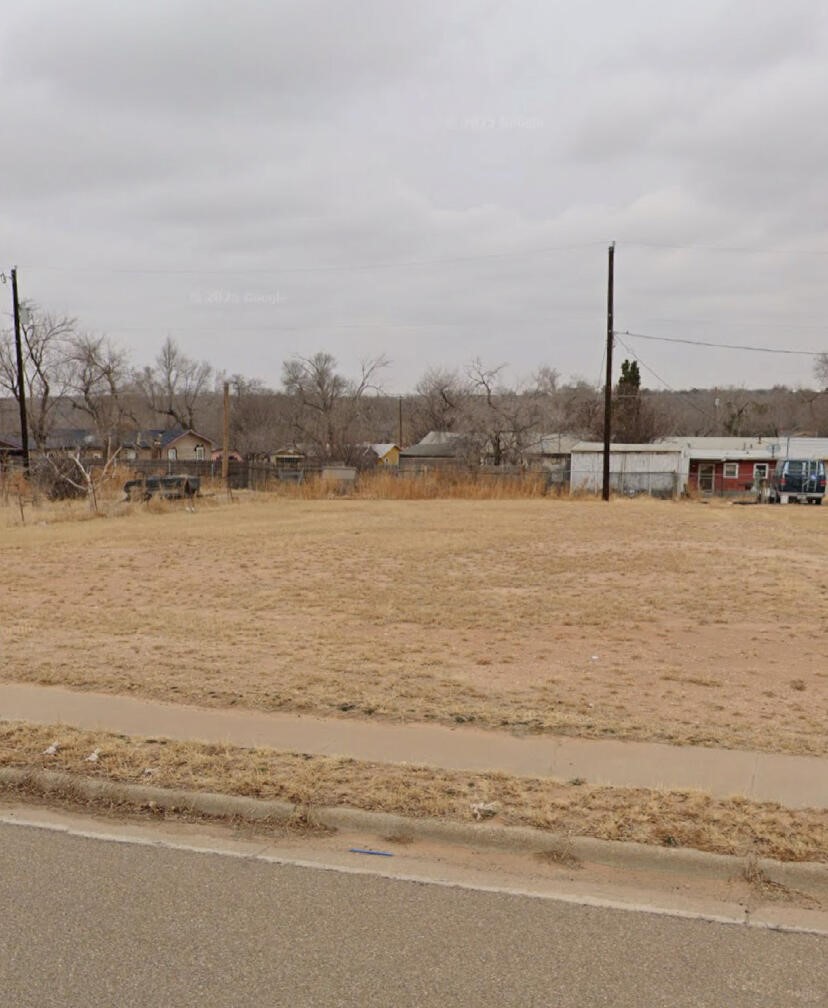 1517 East 9th Street Lubbock, TX 79403 - Photo 3 of 3 a view of a lake view