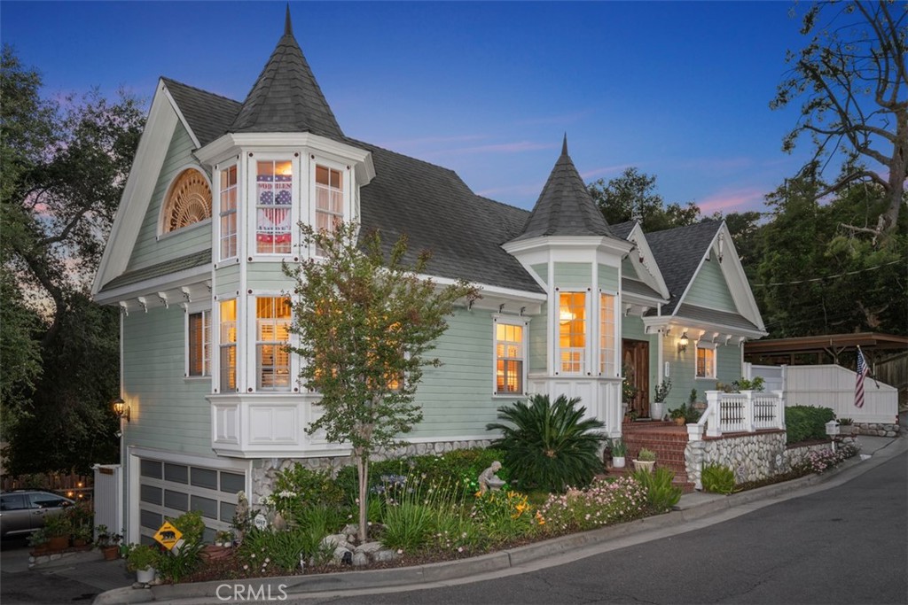 315 Old Ranch Road Sierra Madre, CA 91024 - Photo 38 of 42 a front view of a house with garden