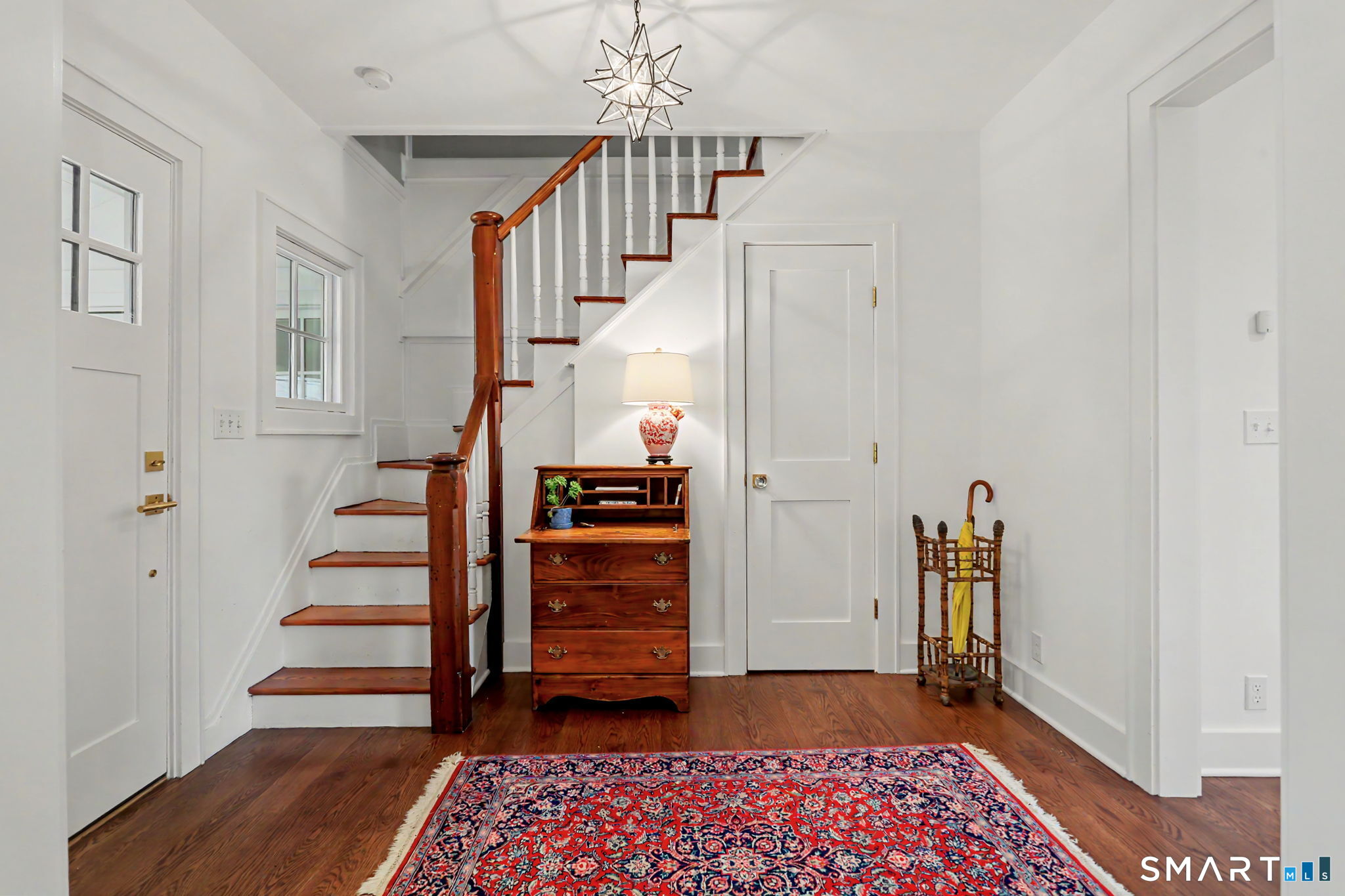 35 Yarmouth Road Norwalk, CT 06853 - Photo 3 of 39