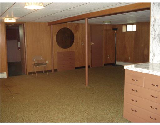 40 Vega Drive Warwick, RI 02886 - Photo 7 of 8 Den/Family/Great Room. Partially finished lower level has capabilities for kitchen, sink is installed