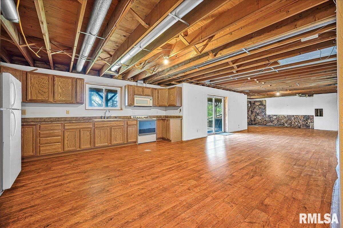 4016 West Middle Road Peoria, IL 61607 - Photo 24 of 48 Gallery Image 24