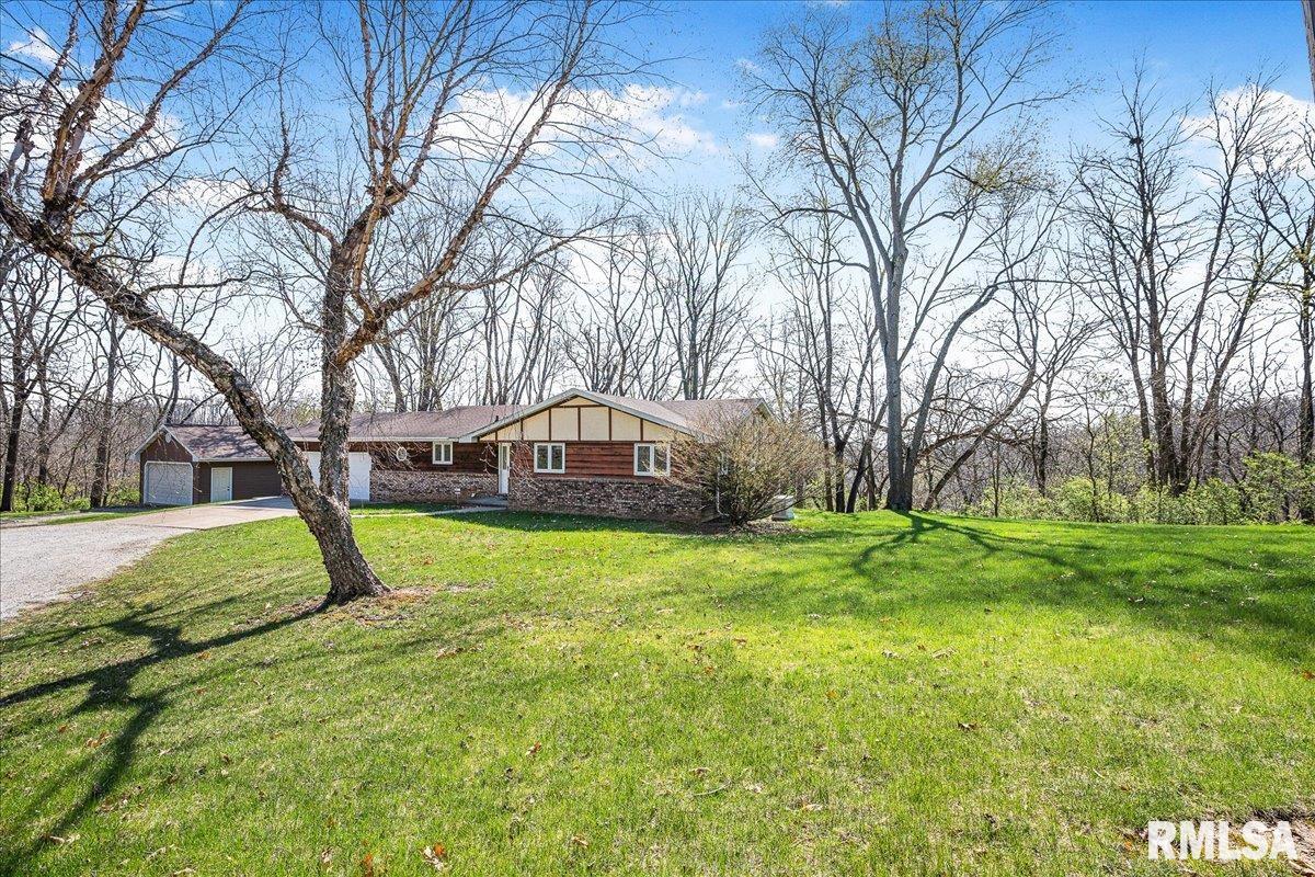 4016 West Middle Road Peoria, IL 61607 - Photo 5 of 48 Gallery Image 5