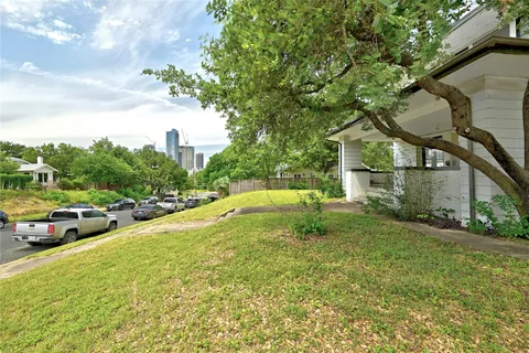 $995,000 | 1109 Travis Heights Boulevard, Austin, TX 78704