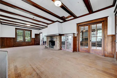 $995,000 | 1109 Travis Heights Boulevard, Austin, TX 78704