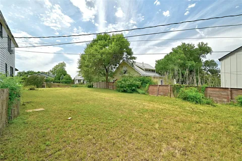 $995,000 | 1109 Travis Heights Boulevard, Austin, TX 78704
