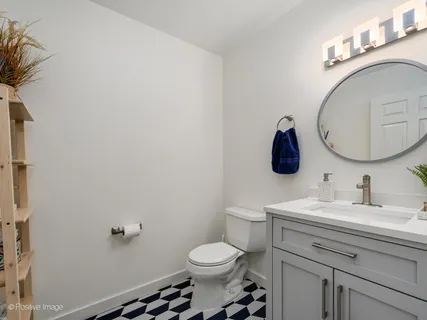 $749,999 | 1445 West Huron Street, Unit 1, Chicago, IL 60642