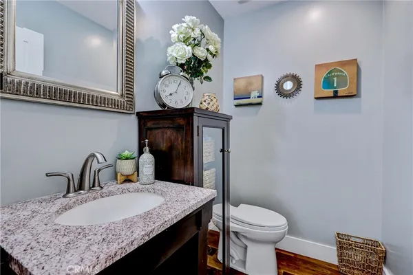 $2,599,000 | 2700 Elm Avenue, Manhattan Beach, CA 90266