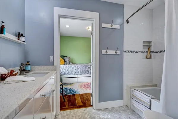 $2,599,000 | 2700 Elm Avenue, Manhattan Beach, CA 90266