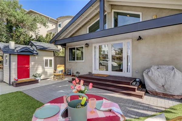 $2,599,000 | 2700 Elm Avenue, Manhattan Beach, CA 90266