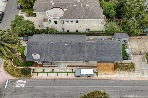 $2,599,000 | 2700 Elm Avenue, Manhattan Beach, CA 90266
