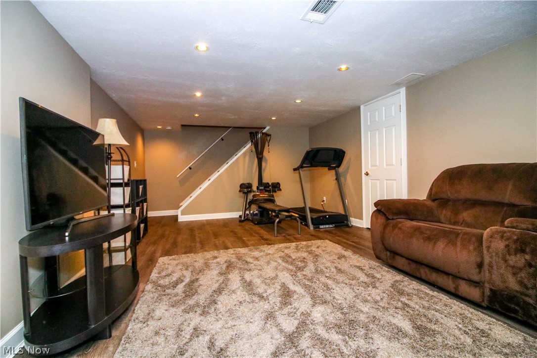 5583 Reef Road Mentor, OH 44060 - Photo 27 of 33 Gallery Image 27