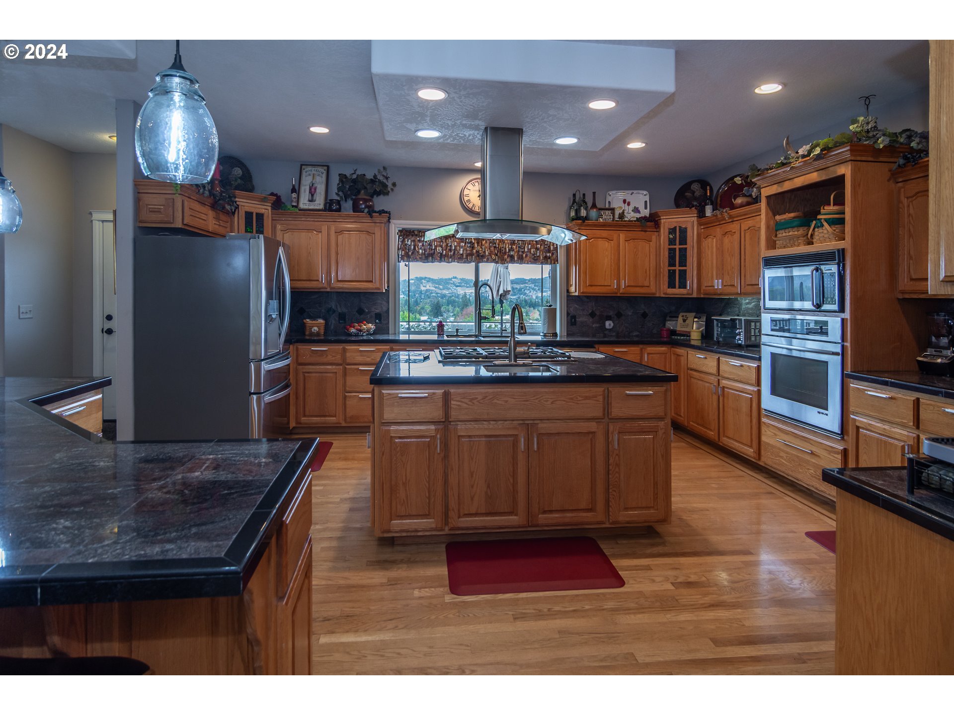 1114 West Winter Ridge Drive Roseburg, OR 97471 - Photo 15 of 47 Gallery Image 15