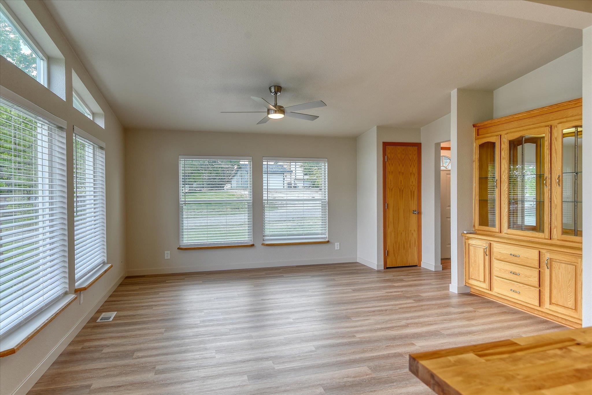 18318 North Atlantic Road Colbert, WA 99005 - Photo 6 of 28 Gallery Image 6