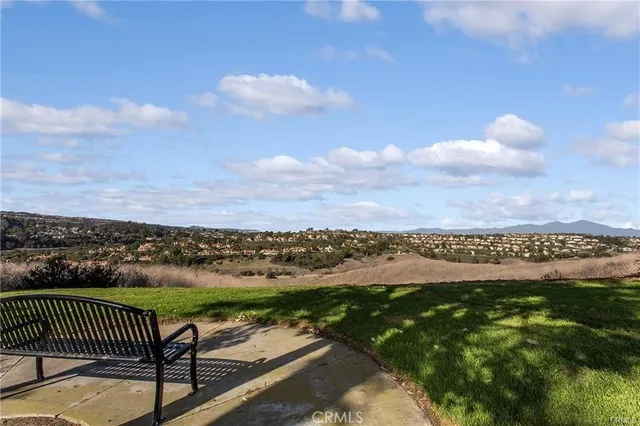 $975,000 | 12 Pickney Close, Laguna Niguel, CA 92677