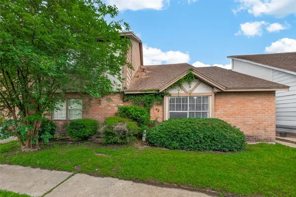 $1,350 | 12239 West Village Drive, Unit C, Houston, TX 77039