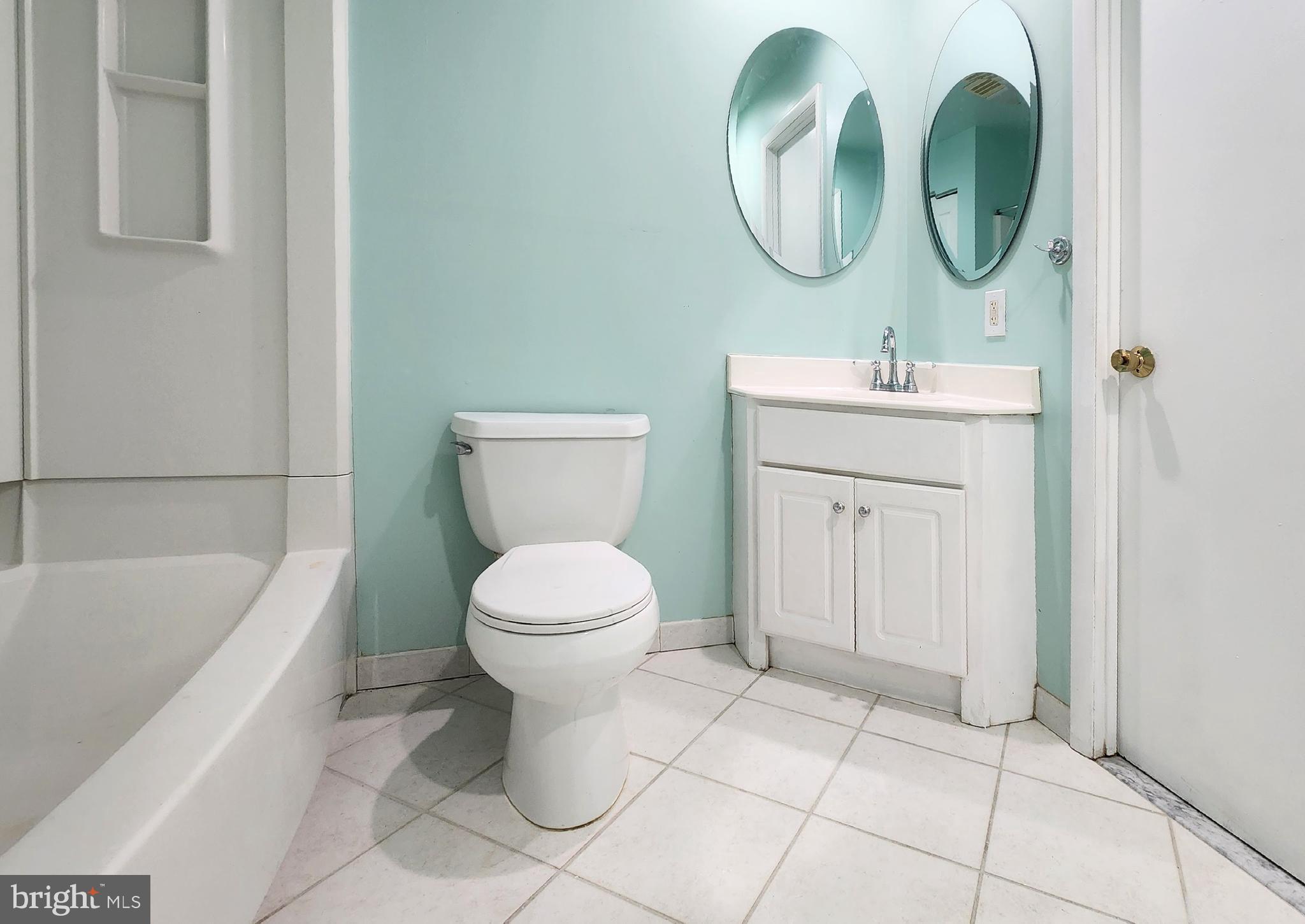 1708 Heather Place Clementon, NJ 08021 - Photo 14 of 25 Full Bathroom