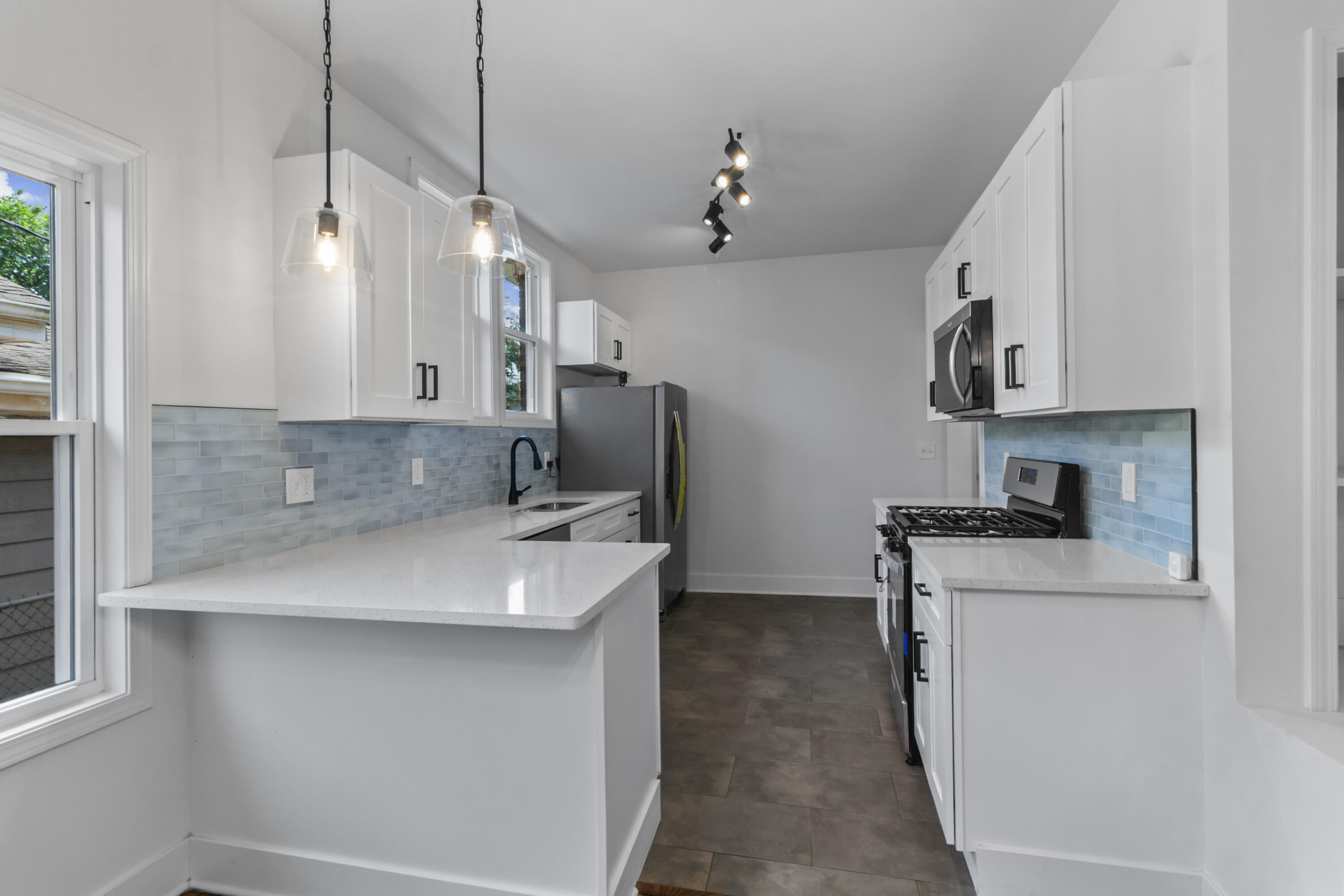 642 Fillmore Street Gary, IN 46402 - Photo 18 of 31 3000x2000