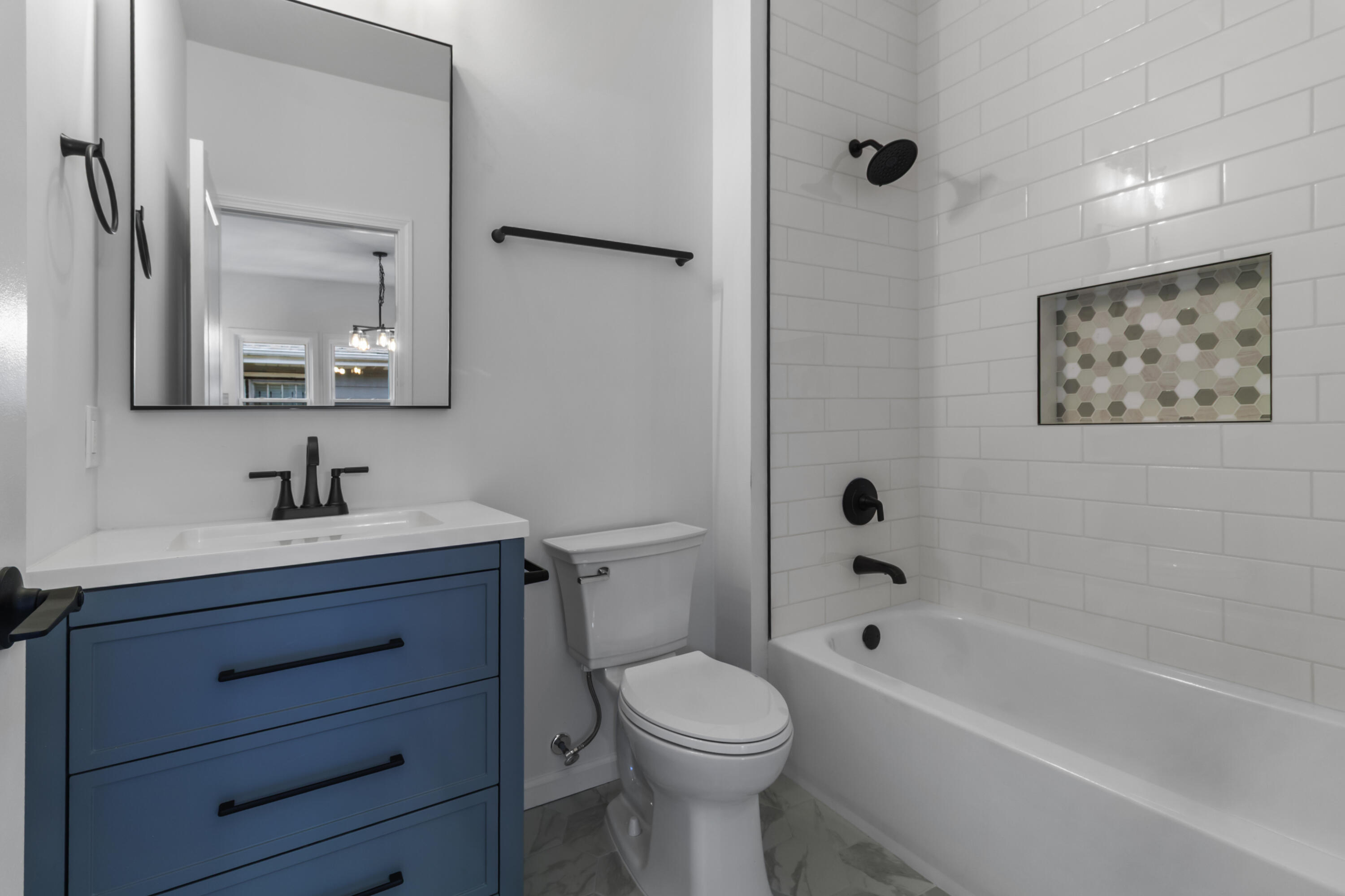642 Fillmore Street Gary, IN 46402 - Photo 7 of 31 3000x2000