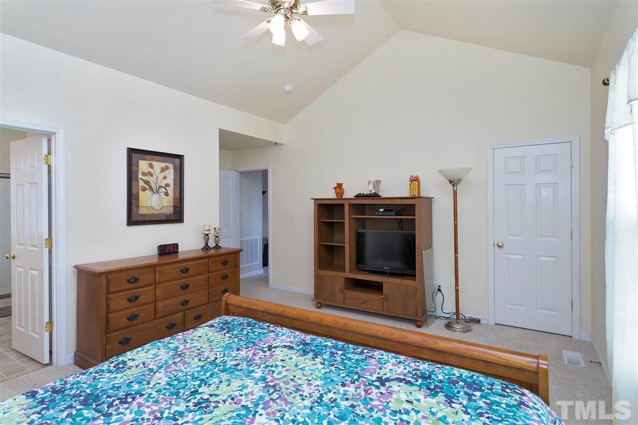 363 Seastone Street Raleigh, NC 27603 - Photo 12 of 25