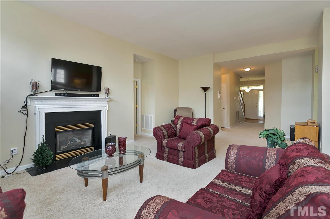 363 Seastone Street Raleigh, NC 27603 - Photo 6 of 25