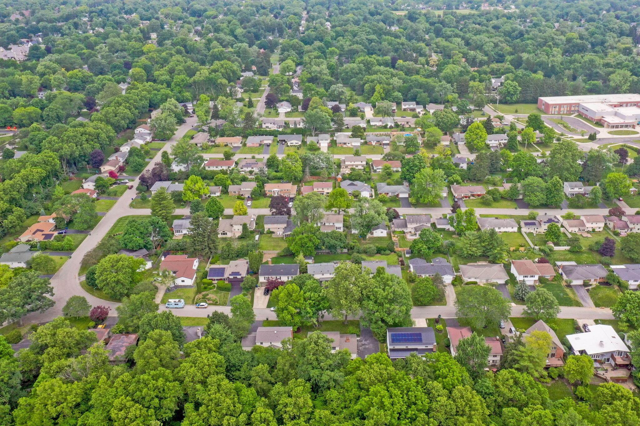 999 Birchmont Road Columbus, OH 43220 - Photo 49 of 53 Aerial View