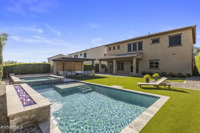 $1,549,000 | 22609 North 35th Place, Phoenix, AZ 85050