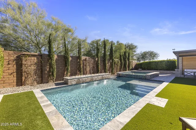 $1,549,000 | 22609 North 35th Place, Phoenix, AZ 85050