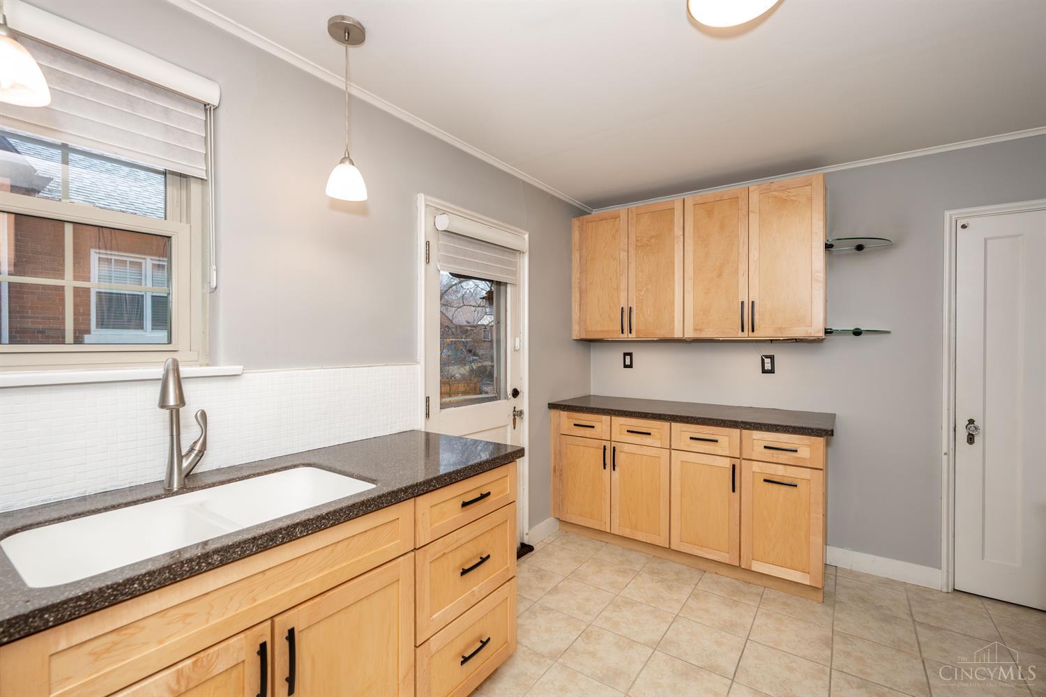 5942 Lester Road Cincinnati, OH 45213 - Photo 14 of 48 Gallery Image 14