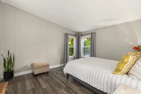 $660,000 | 8480 Hansen Road Northeast, Bainbridge Island, WA 98110