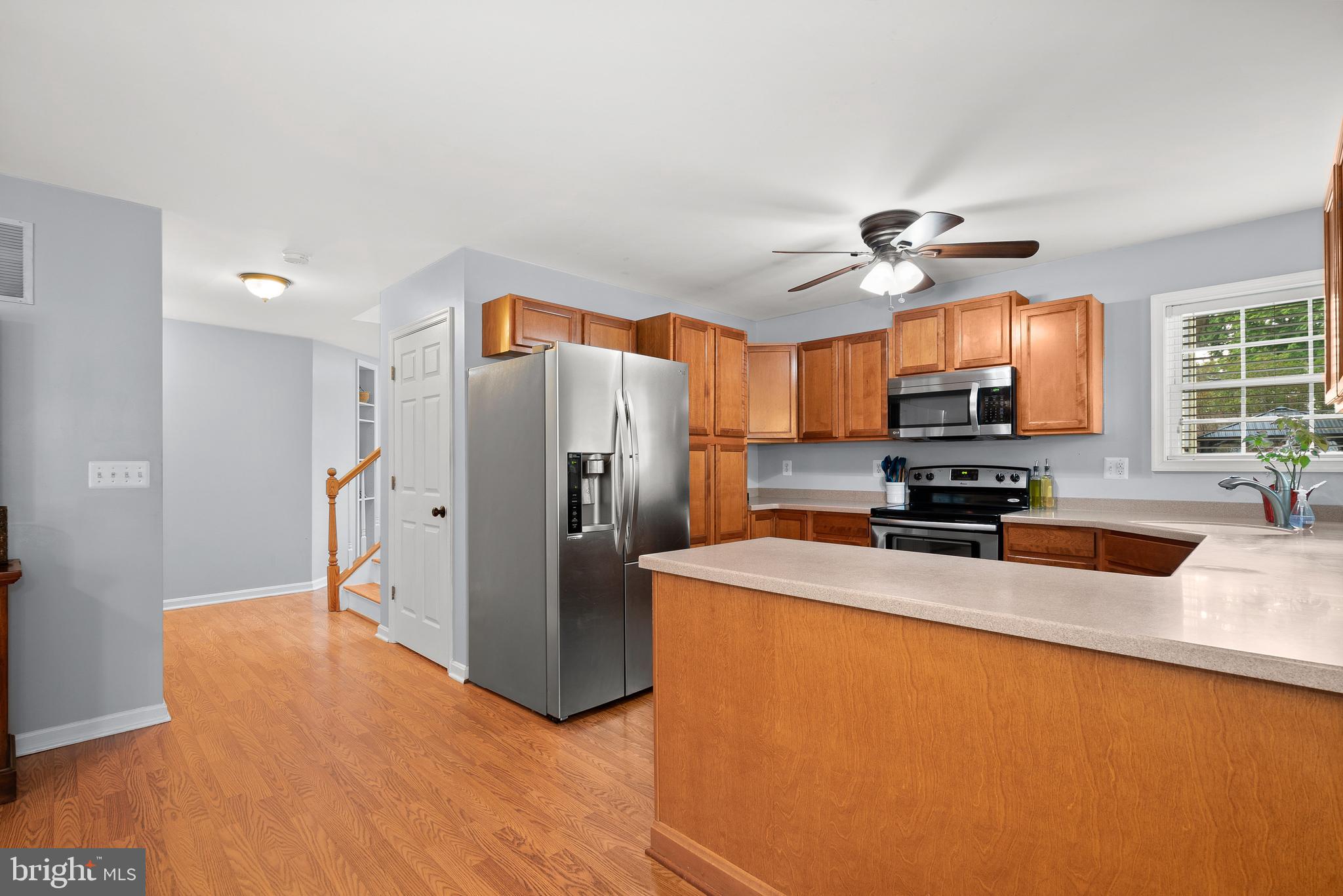 305 Bar Harbor Road Pasadena, MD 21122 - Photo 10 of 45 Stainless appliances