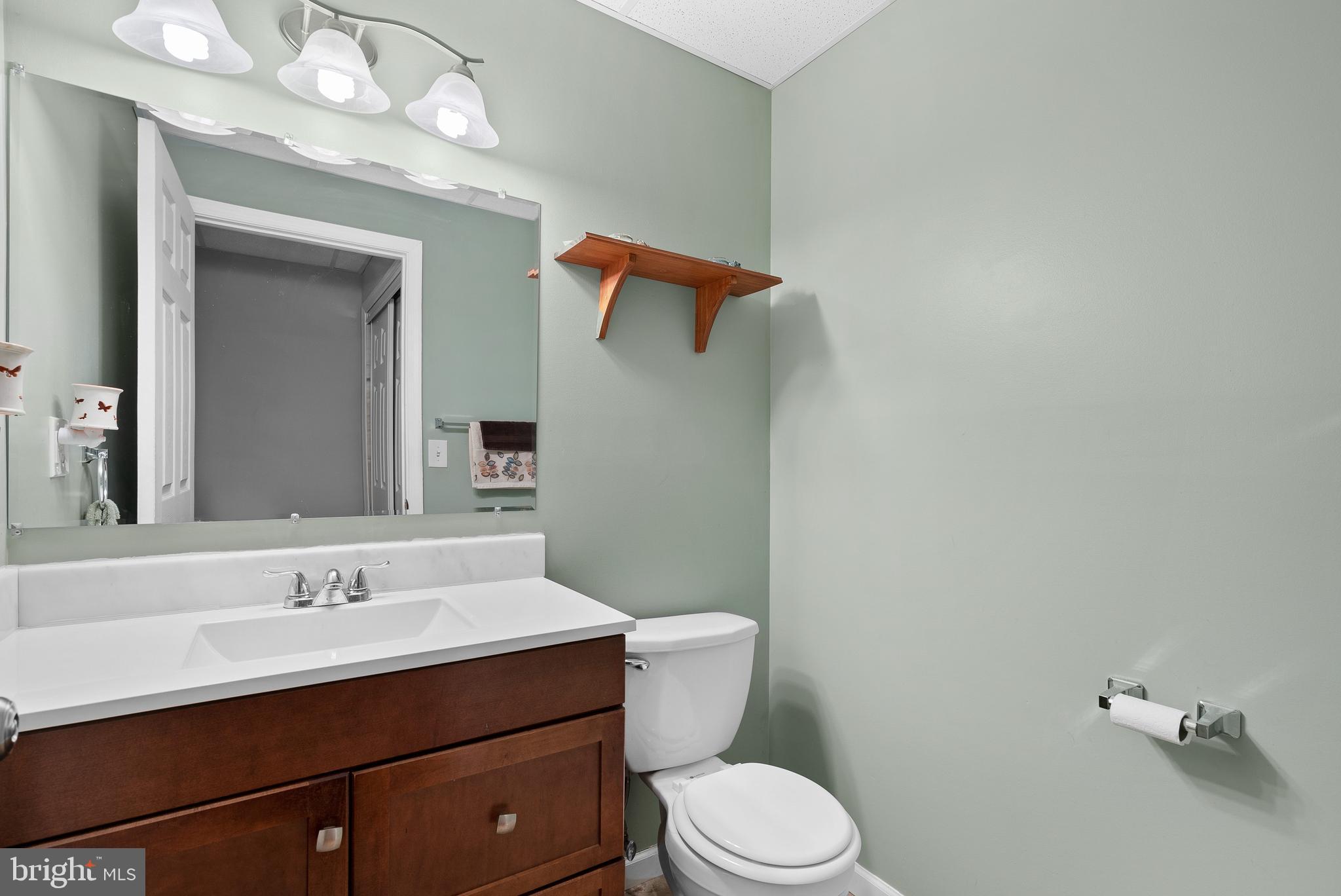 305 Bar Harbor Road Pasadena, MD 21122 - Photo 32 of 45 Lower level half bath