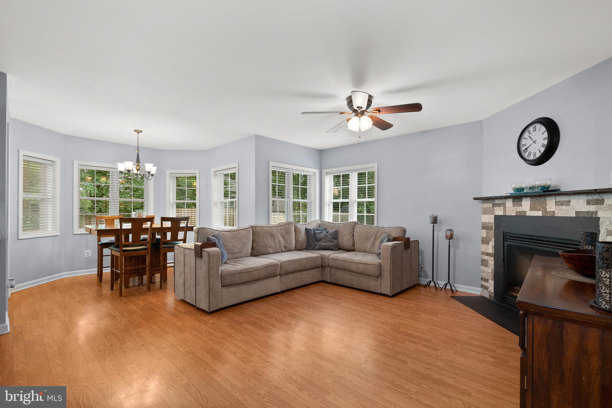 305 Bar Harbor Road Pasadena, MD 21122 - Photo 45 of 45 Open floor plan main living area