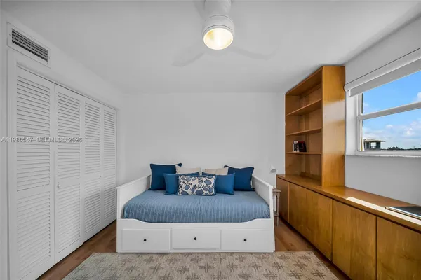 $3,850 | 555 Crandon Boulevard, Unit 53, Key Biscayne, FL 33149